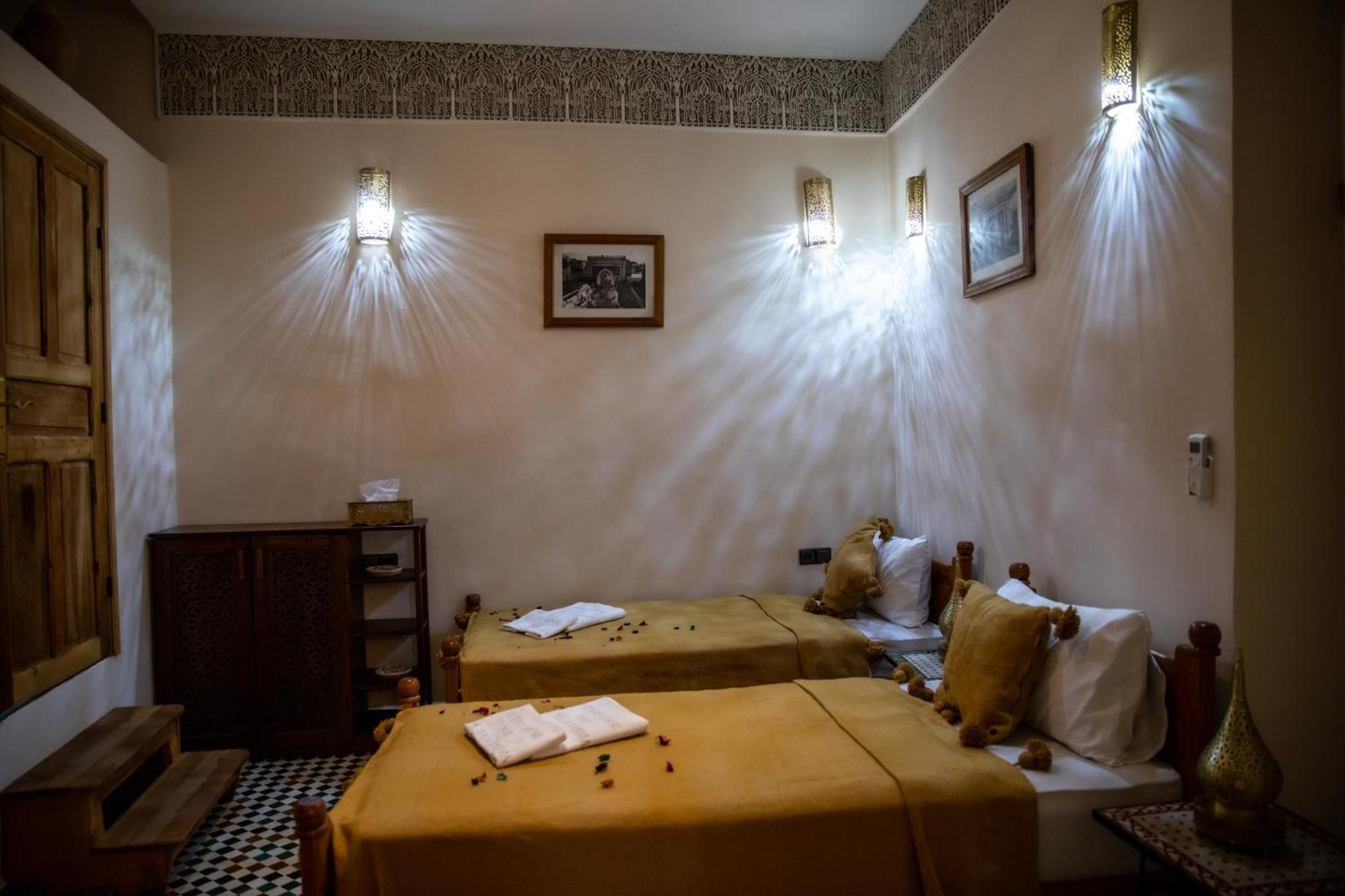 Hotel Dar Alhaja Rahma Fez Esterno foto
