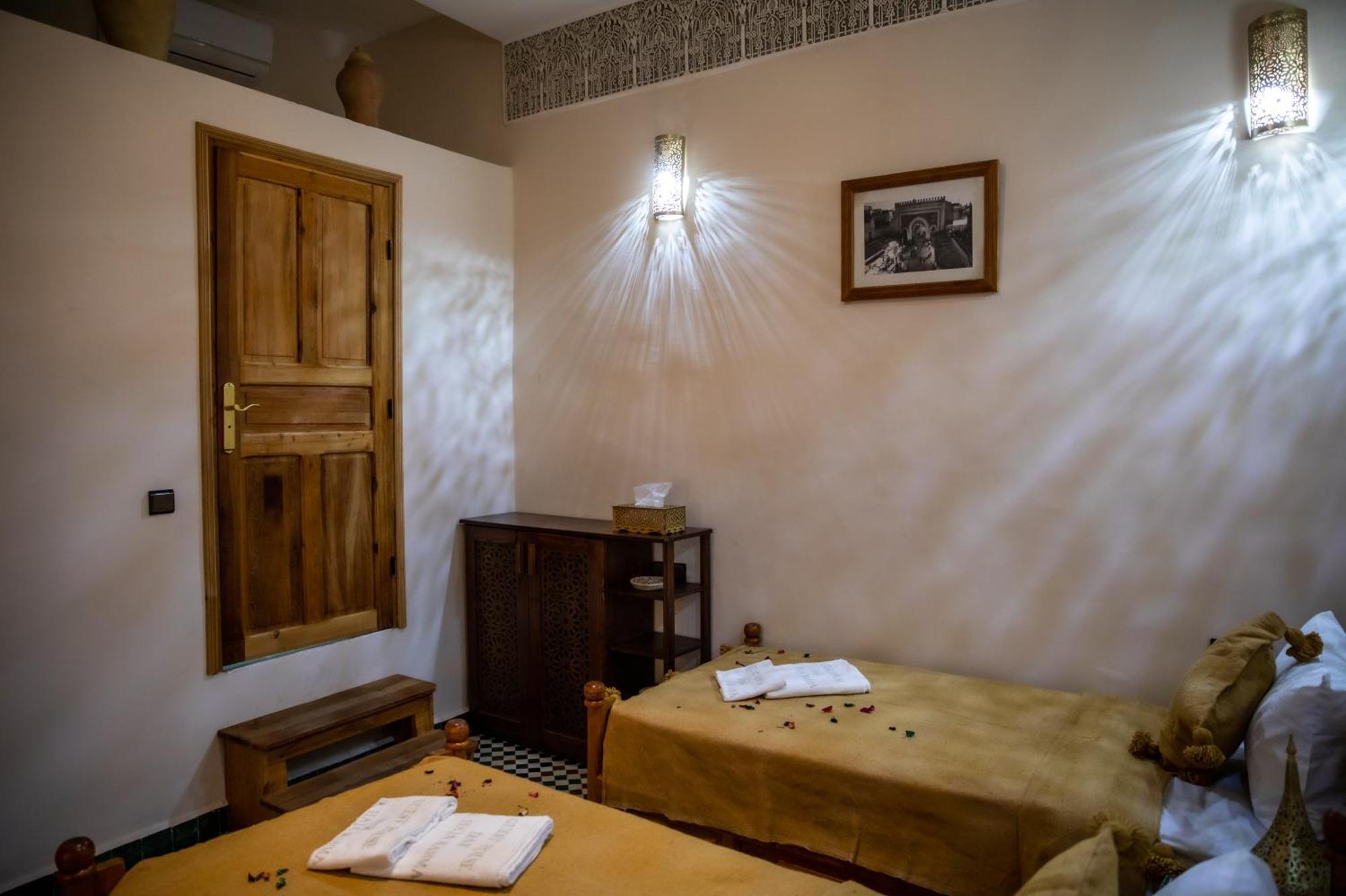 Hotel Dar Alhaja Rahma Fez Esterno foto